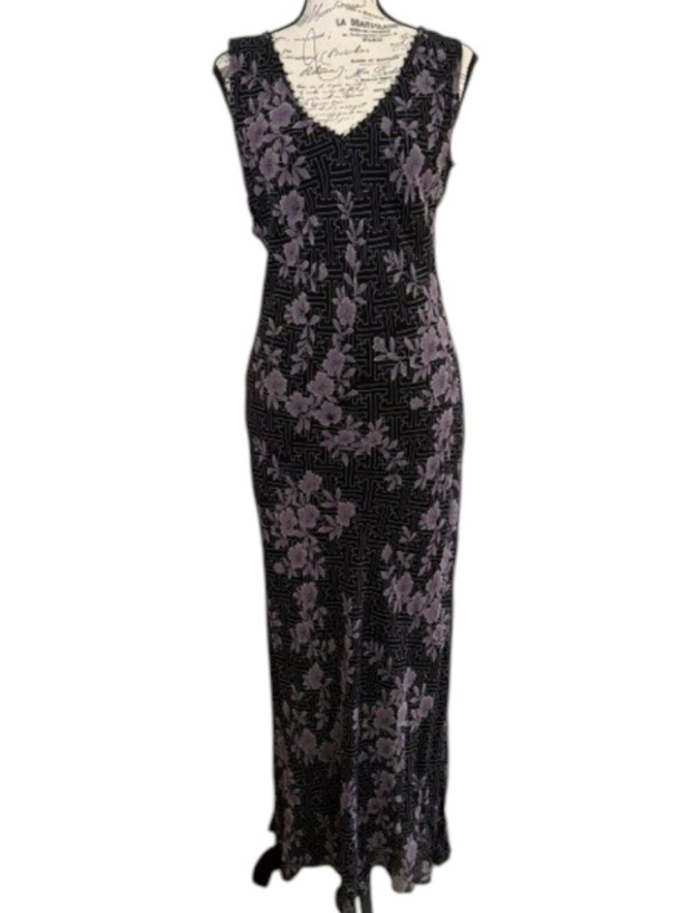 Majick Vintage Maxi Dress with Lavender Floral